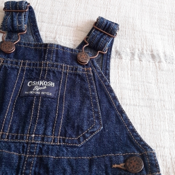 Oshkosh Vestbak Denim Shortalls size 9 months - Picture 4 of 8